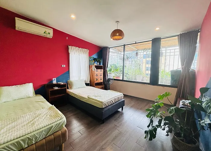 Terra Homestay - Elevator & Terrace - 150M To Hoan Kiem Lake