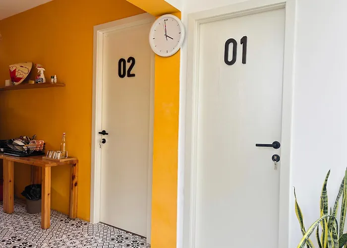 Terra Homestay - Elevator & Terrace - 150M To Hoan Kiem Lake